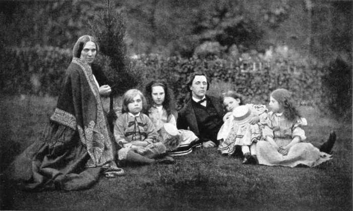 Льюис Кэрролл и семейство Лидделл.