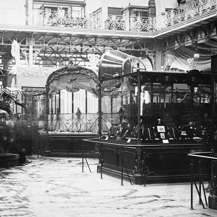 Стенд Рене Лалика на Всемирной выставке в Париже, 1900 год, Париж, музей декоративных искусств. \ Фото: tumbral.com.