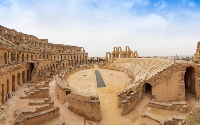 Римский Колизей в Эль-Джеме, Тунис. \ Фото: odysseytraveller.com.