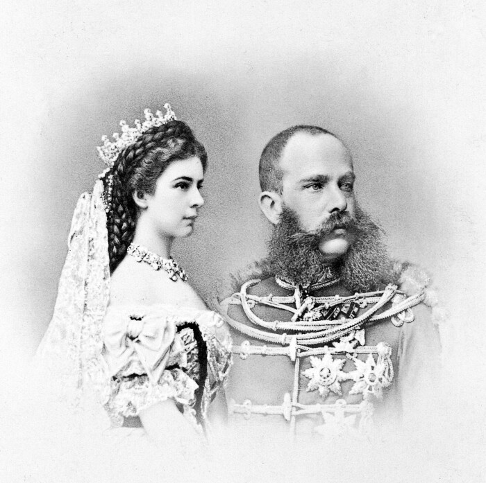 Елизавета и Франц-Иосиф. \ Фото: gloria.hr.
