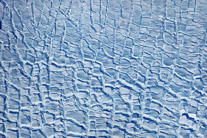 Антарктида. Автор: Zaria Forman.