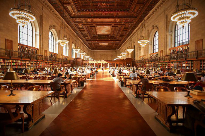 Нью-Йоркская публичная библиотека.