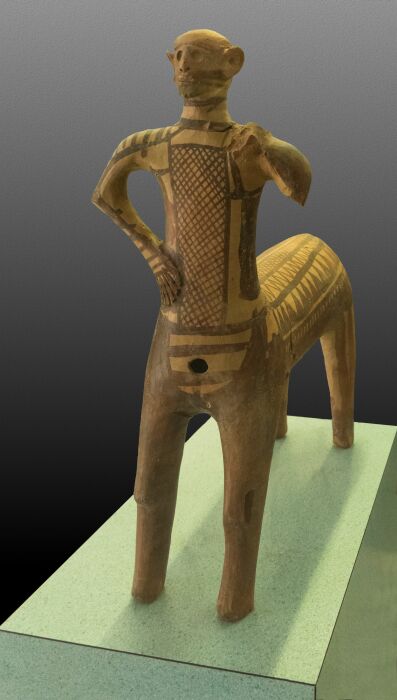 Кентавр из Лефканди, около 1000 года до н. э. \ Фото: wordpress.com.