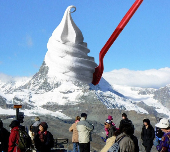 Гора мороженого.