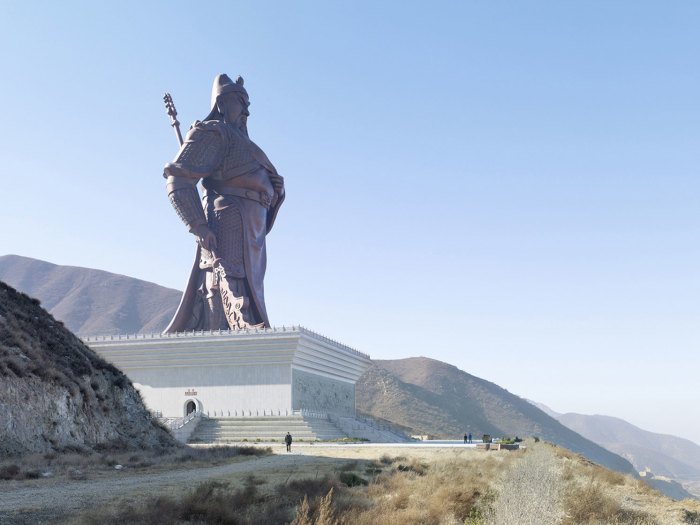 Статуя Гуань Юй, Юньчэн, Китай, 80 метров. Автор: Fabrice Fouillet.