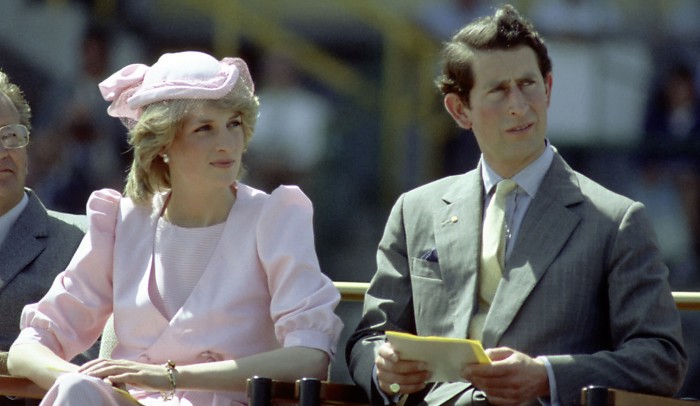Принц Чарльз и принцесса Диана. \ Фото: giromt.com.br.