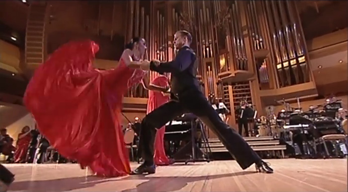Потрясающе чувственное и страстное, но нежное танго российских танцоров