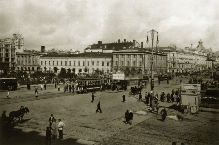 Трамваи в Москве 20-х годов XX века.
