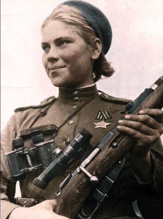 Роза Шанина, советский одиночный снайпер. Стала первой женщиной — кавалером Ордена Славы.