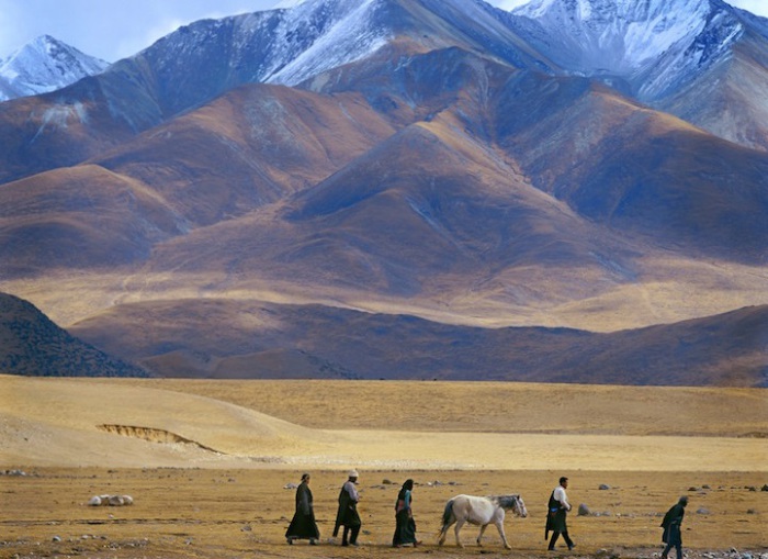 Тибет привлекает туристов своей загадочностью, удивительно красивой природой и ореолом мистичности.