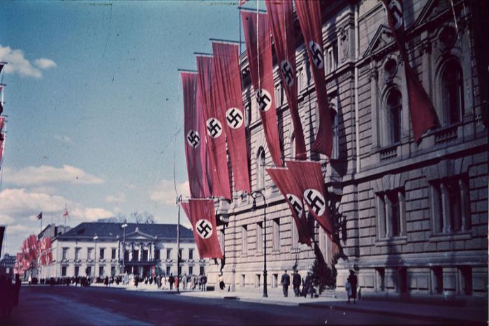 Расцвет нацистской идеологии, 1937 год.