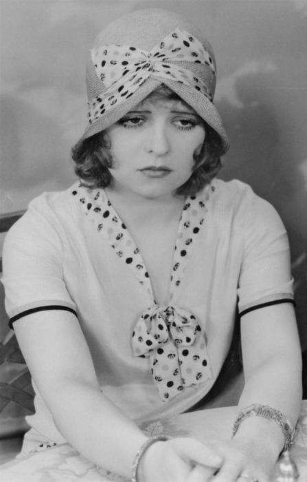 Американская актриса, звезда немого кино и секс-символ 1920-х годов.