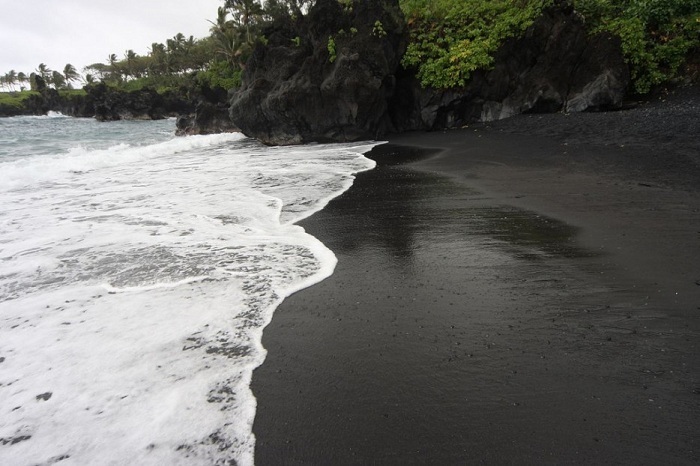Черный берег–Пуналуу, Гавайские острова.