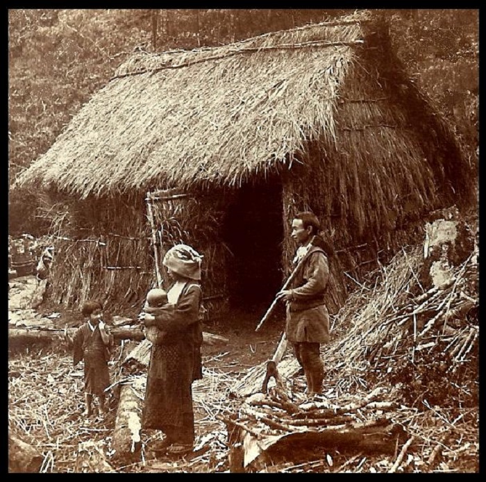 Хижина в горной местности, 1900 год.