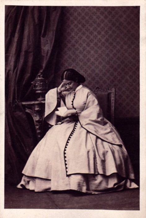 В 1860 году фотоателье Силви завоевало немалую известность, которая привлекала к французу клиентов из высших слоев лондонского общества.