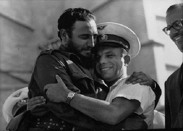 Юрий Гагарин встречается с Фиделем Кастро в Гаване, Куба, 1961 год.
