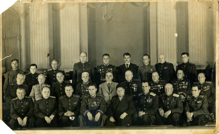 Шверник Николай Михайлович(сидит во 2-м ряду в центре) среди награжденных генералов и работников МГБ. 1948 год.