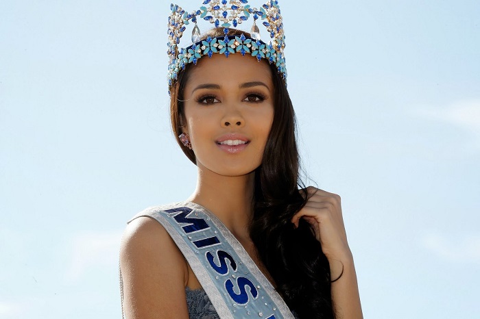 Победительница международного конкурса красоты «Мисс Мира» 2013 года, стала первой филиппинкой одержавшей победу.