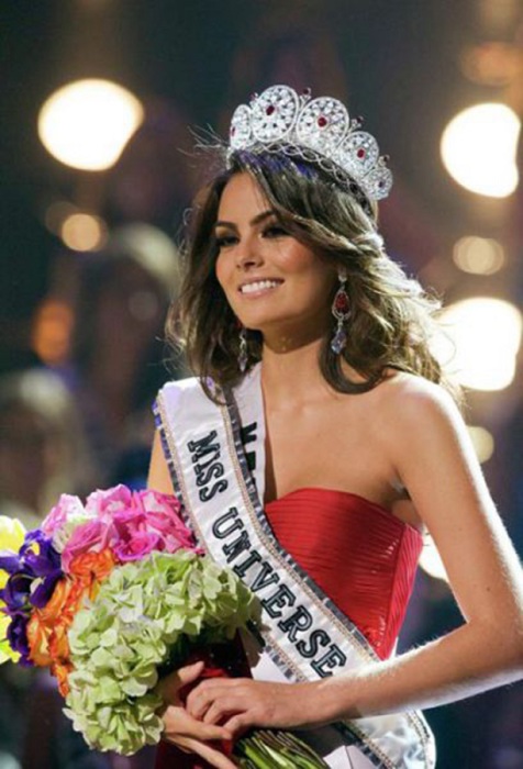 Мексиканская модель и победительница конкурса «Мисс Вселенная 2010».
