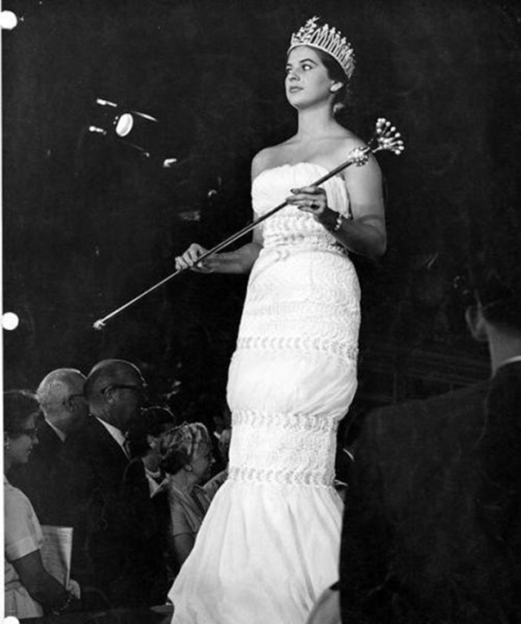 Колумбийская фотомодель, Мисс Колумбия 1957 и победительница конкурса «Мисс Вселенная 1958».