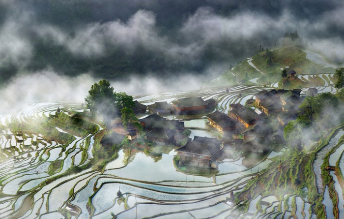 Террасы в провинции Гуйчжоу окутал сильный туман. Фотограф: Thierry Bornier.