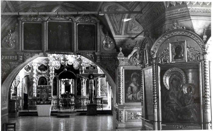 Крестовоздвиженский храм в Палехе в послевоенное время.