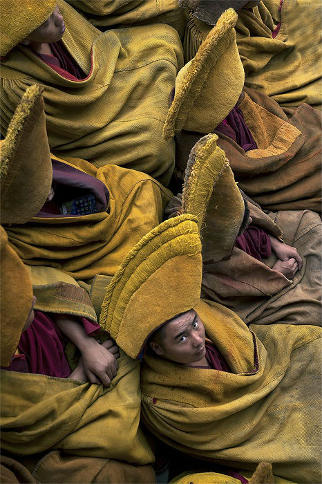 Автор снимка «Тибетские монахи » – китайский фотограф Маттиа Пассарини (Mattia Passarini).