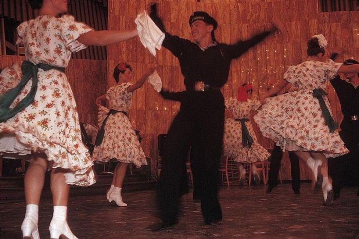 Концерт в ялтинской гостинице, 1988 год. Фотограф Бруно Барби (Bruno Barbey).