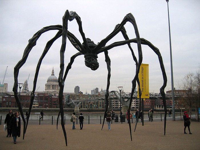 Скульптура, полюбившаяся как жителям Лондона, так и гостям британской столицы.