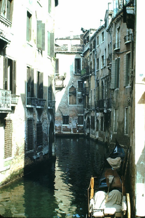 Улицы Венеции представляют собой каналы и их многочисленные ответвления.