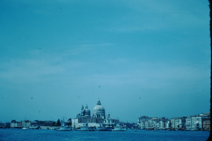 Вид на самый красивый храм Венеции Санта Мария делла Салюте.