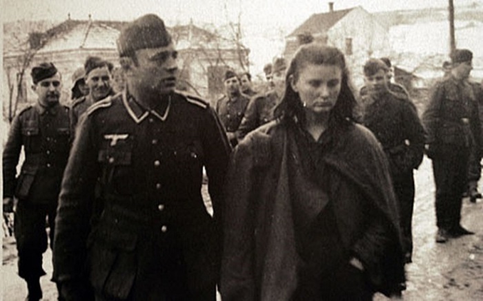 17-летняя югославская партизанка, ей и ее друзьям удалось спасти более 4 тысяч раненых товарищей.