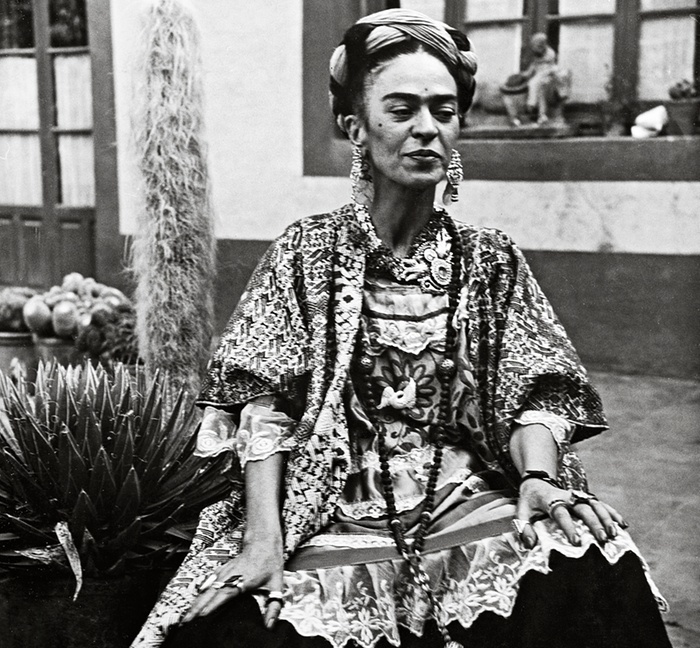 Фрида Кало после ампутации ноги.