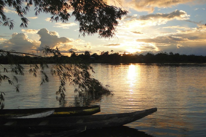 Река вторая по длине после Амазонки, протекающая через территории Парагвая, Бразилии и Аргентины.