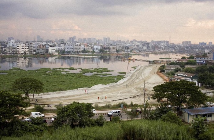 Столица государства Бангладеш занимает среди городов-рекордсменов всего лишь 20-е место – 7 миллионов человек.