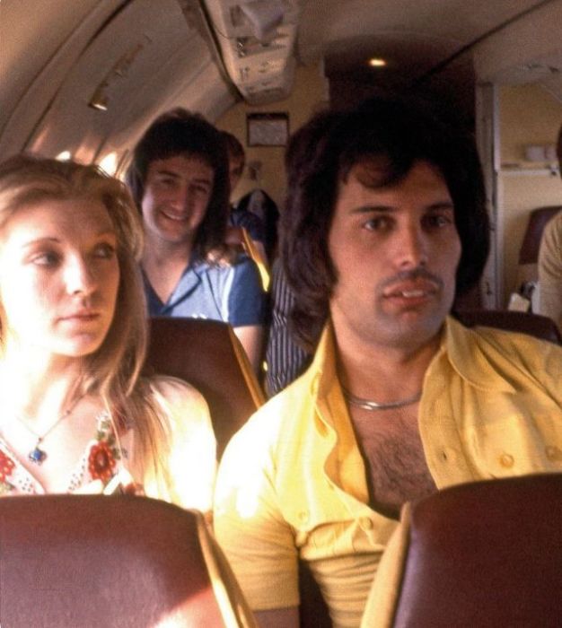 Фредди с Мэри в частном самолете, 1970-е гг.