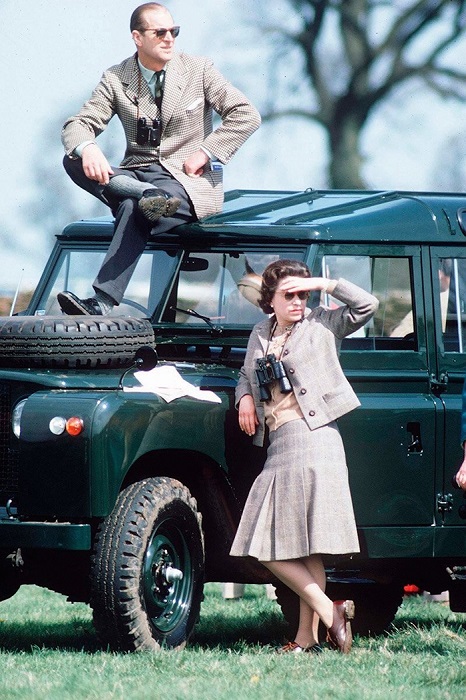 Королева Елизавета Вторая и Принц Филипп на скачках, 1968 год.
