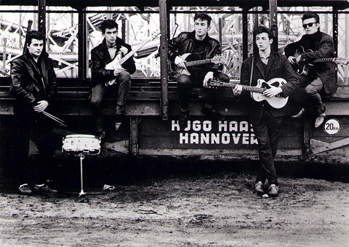 Группа «Битлз» до того, как они стали знаменитыми, 1960 год.