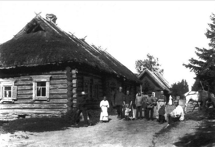 Жители деревни Котлы.
