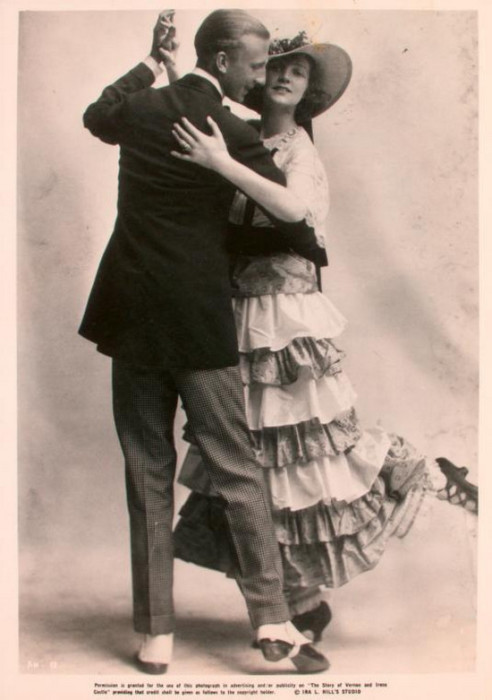 История жизни танцевальной пары Ирен и Вернона была экранизирована в 1939 году, а главные роли сыграли Фред Астэр и Джинджер Роджерс.