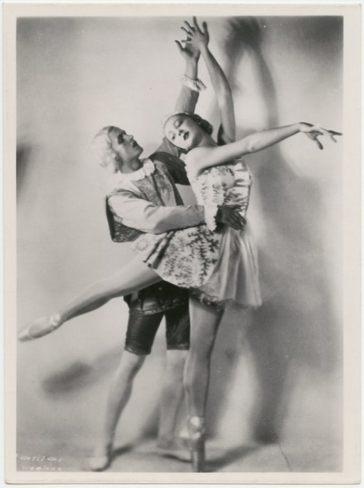 Прославленная балерина Ирина Баронова с партнером Романом Ясинским.