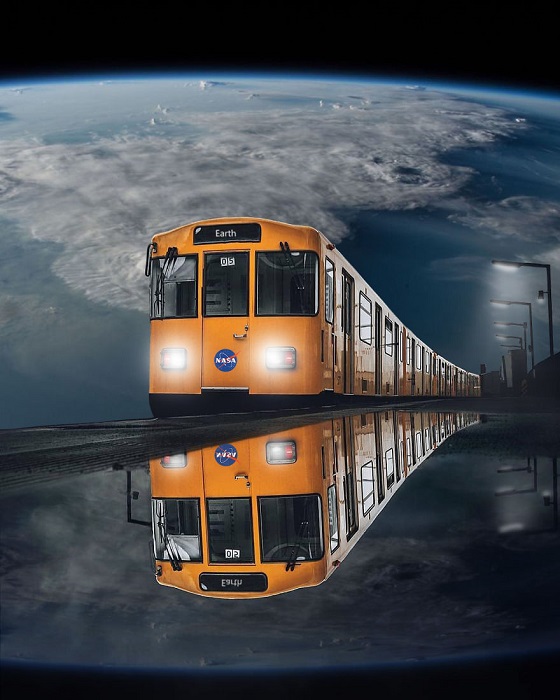 Обычный поезд на Землю, в котором можно добраться до планеты всего лишь за несколько часов – визуализация мечты о будущем.
