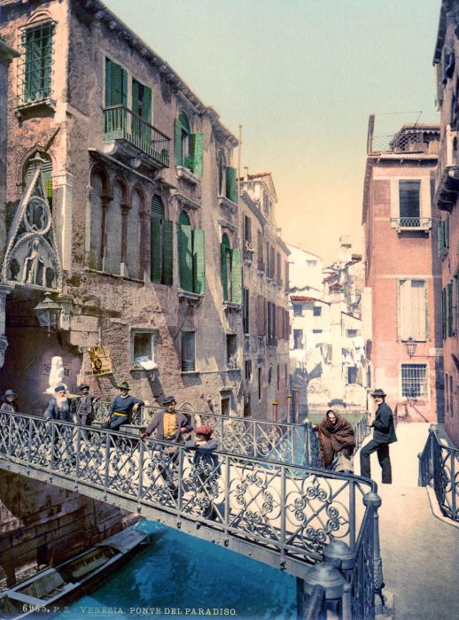 Венеция считается городом мостов и каналов.