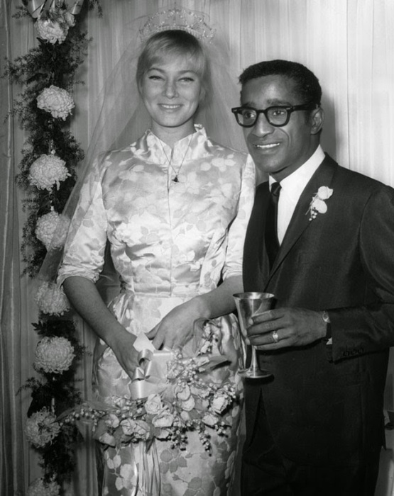 Свадьба американского эстрадного артиста с любимой многими актрисой, 1960 год.
