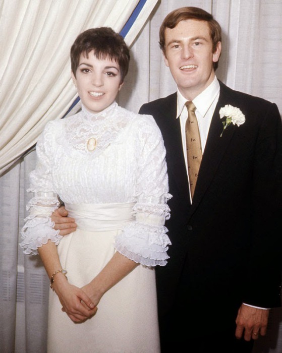 Свадьба известной американской актрисы и певицы с австралийским фолксингером, 1967 год.