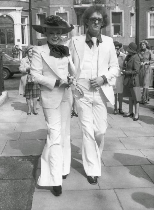 Свадьба известной британской певицы, 1975 год.