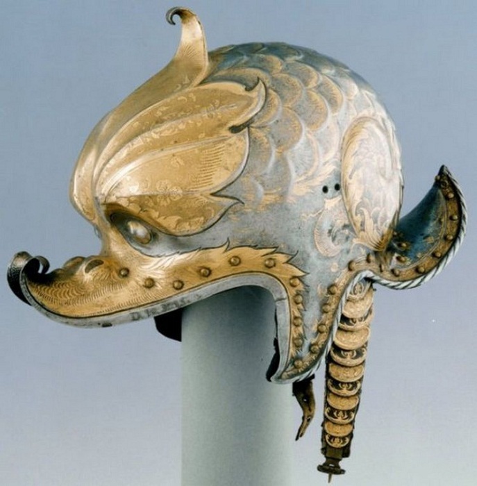 Парадный шлем императора Карла V.