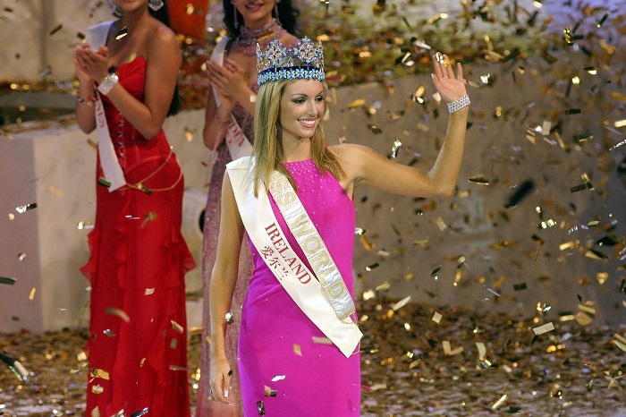 Ирландская модель, победительница конкурса « Мисс Мира» 2003 года, стала первой ирландкой, сумевшей  получить  корону с 1951 года.