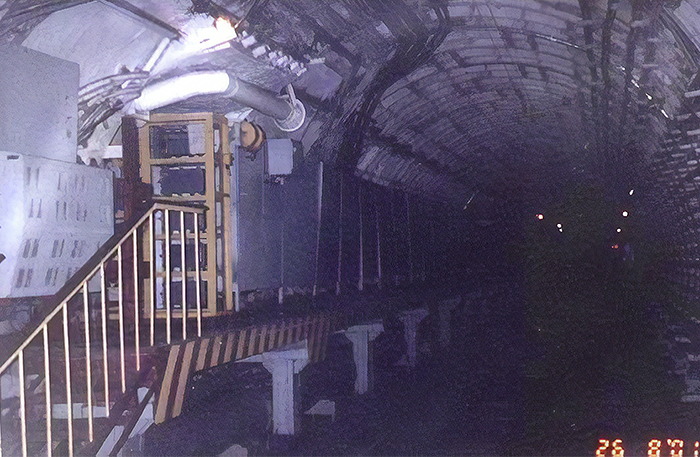 Секретная система подземного транспорта, построенная во времена Сталина, недоступна для посторонних и строго охраняется.