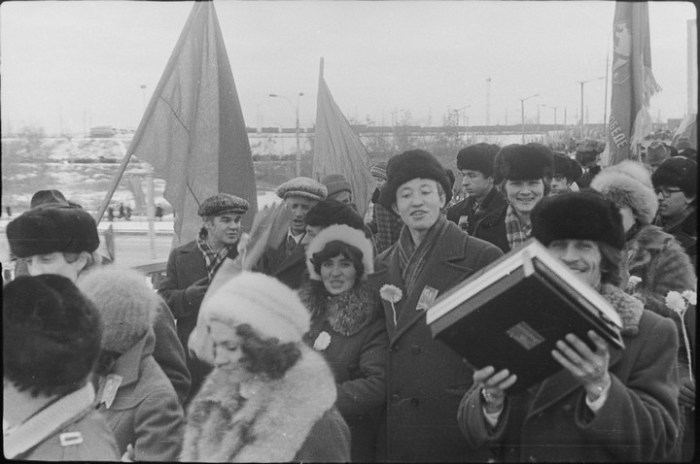 Часто по головному убору можно было определить социальный статус советских граждан.
